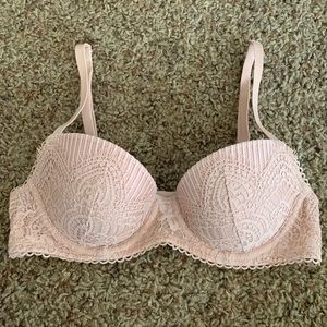 Victoria’s Secret 💞 Mauve Lace Bra